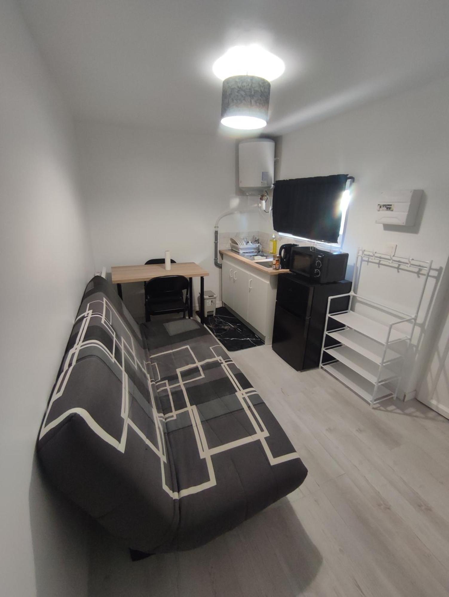 Apartamento Petit F2 Meuble Independant Limay Exterior foto